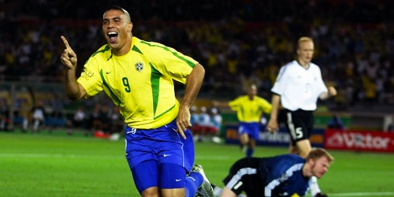 Thành tích đáng ngưỡng mộ của Ronaldo De Lima 